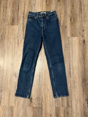 Levi's Premium Women’s 70's High Rise Slim Straight Jeans Size 25